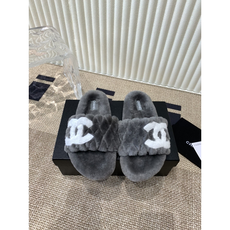 Ch*el slippers